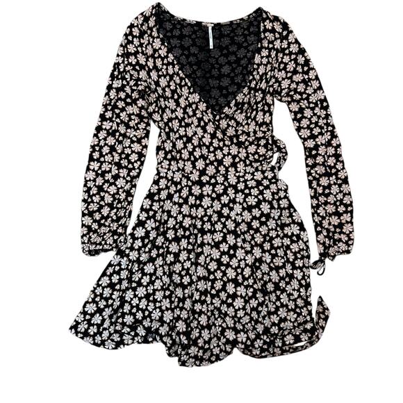 Free People Floral Print Pradera Faux Wrap Black Copper Mini Dress Size Medium - Picture 2 of 7